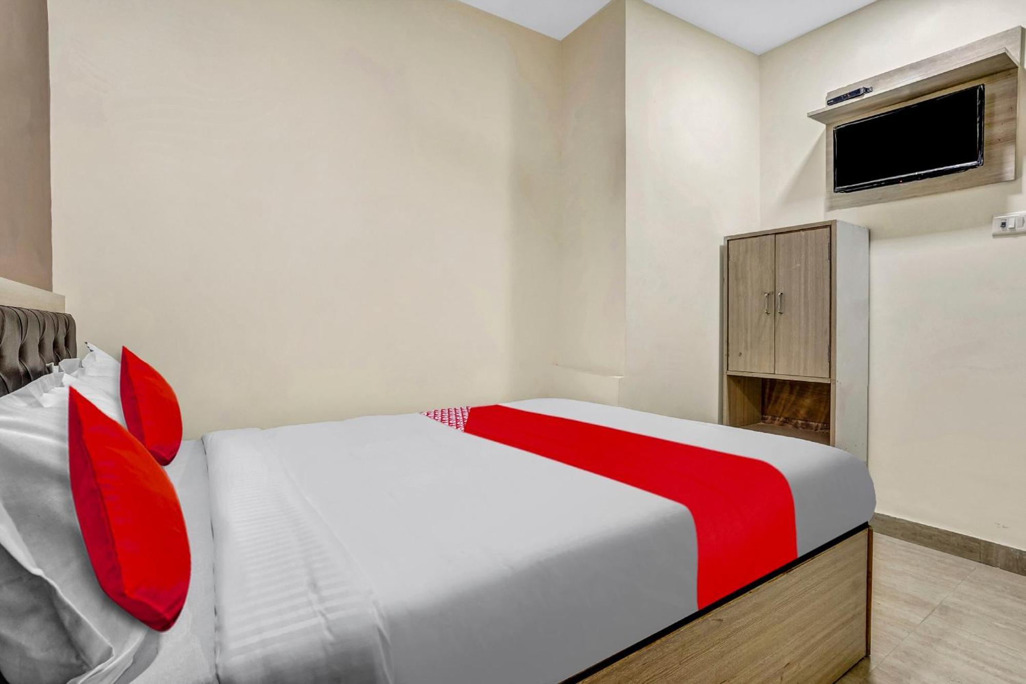 Hotel O Relax Palace Βομβάη Εξωτερικό φωτογραφία