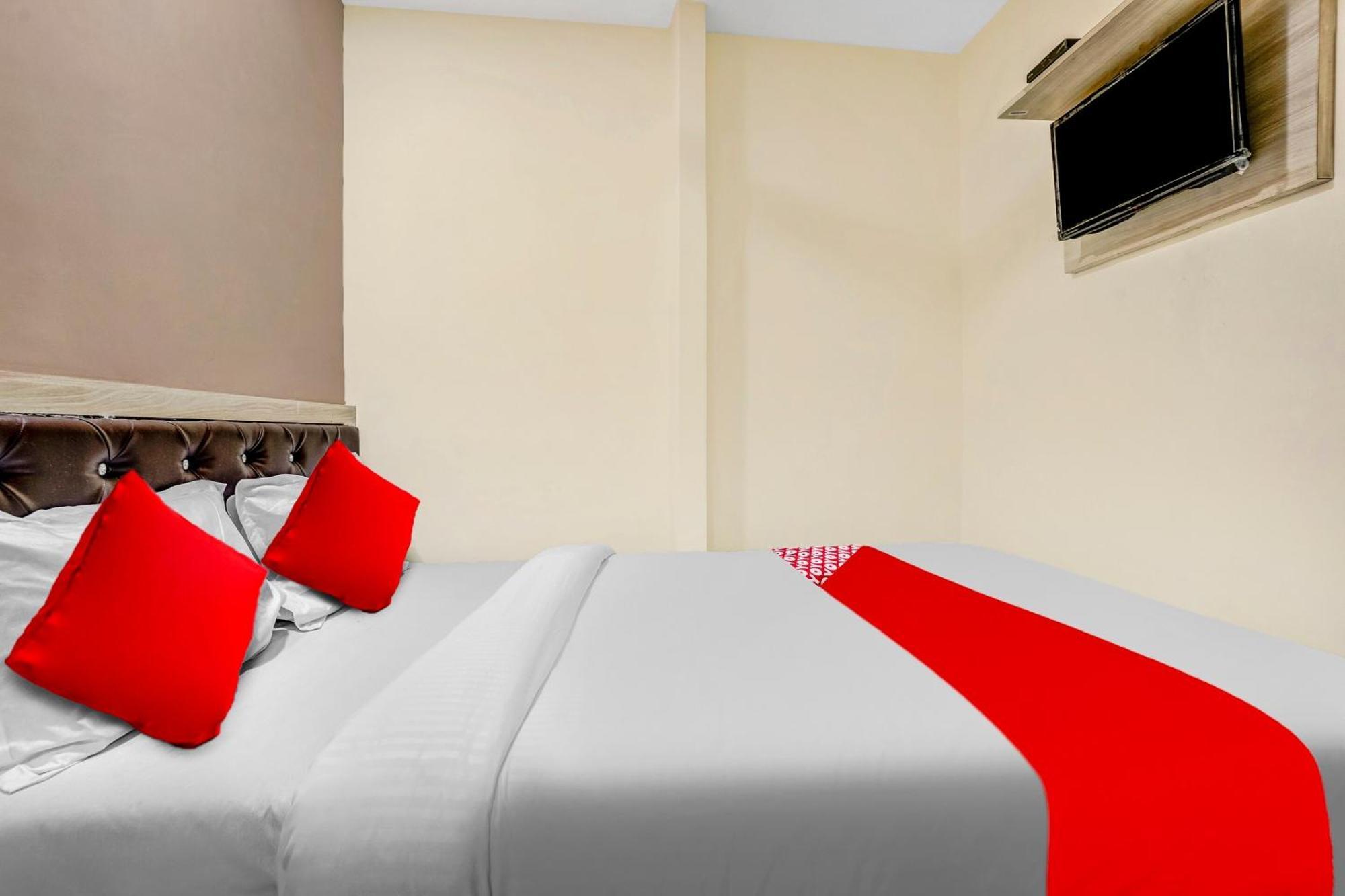Hotel O Relax Palace Βομβάη Εξωτερικό φωτογραφία